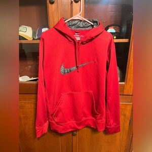 Nike Therma-Fit red men’s jacket Size: M